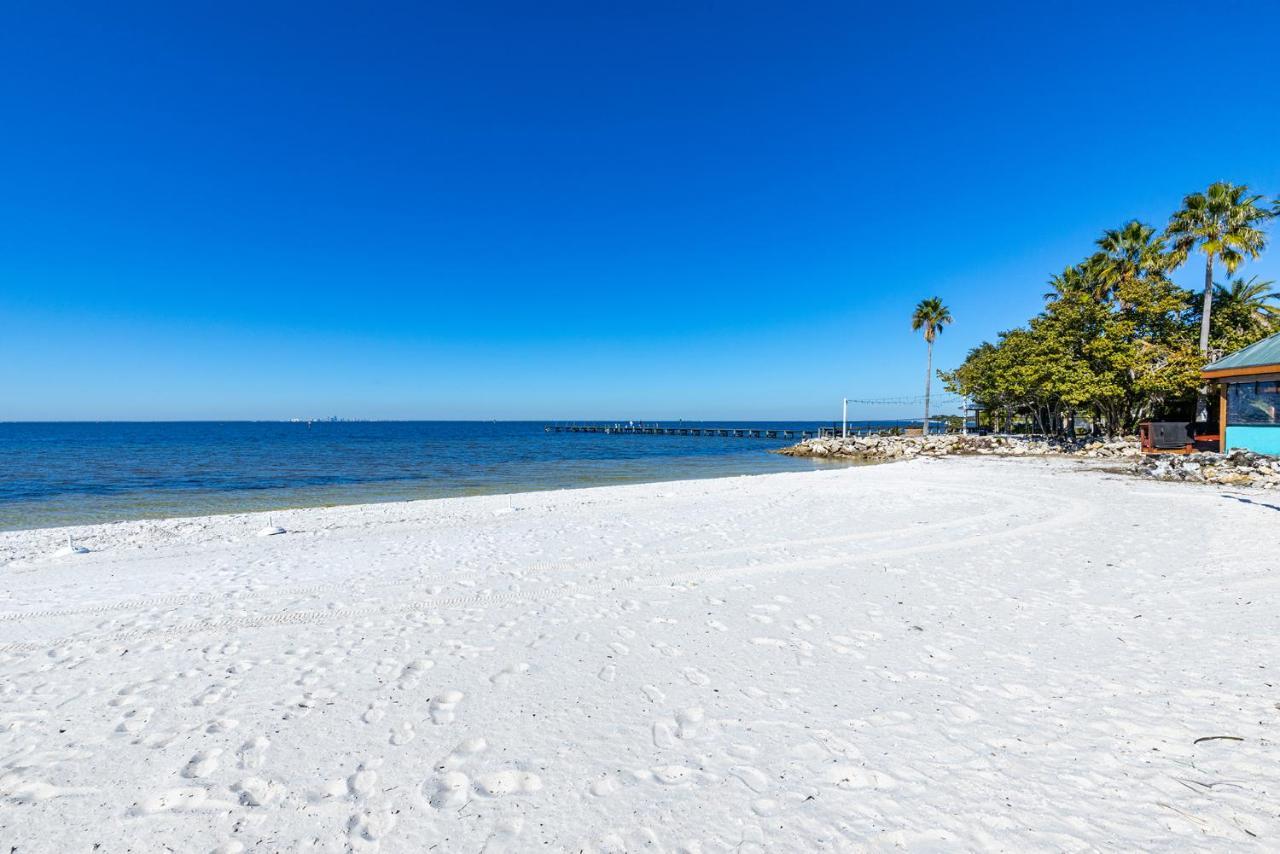 Come Stay Where The Dolphins Play! Ruskin Bagian luar foto