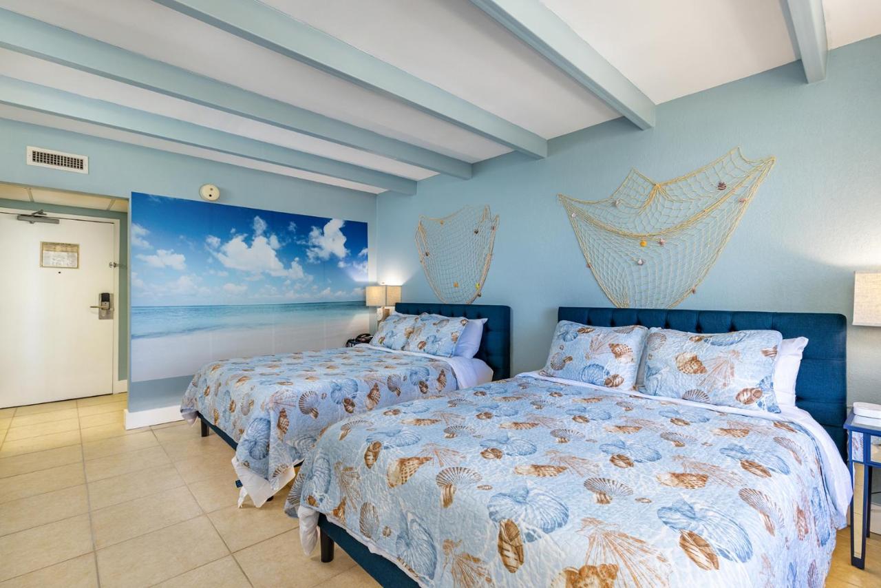Come Stay Where The Dolphins Play! Ruskin Bagian luar foto